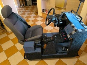 Trenažer pro autoškolu