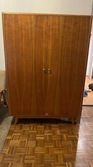 Šatní skříň cca. 60. léta - za odvoz