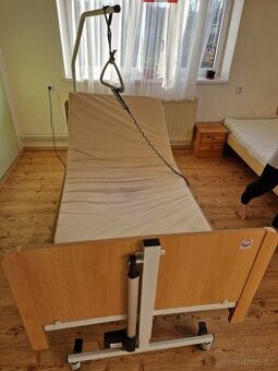 zdravotnická elektrická polohovací postel