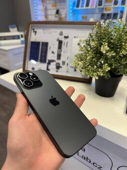 iPhone 16 Pro Max 256GB Černý titan Záruka