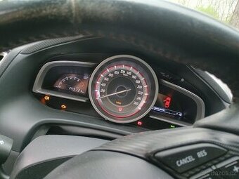 Mazda 3 2013 benzín