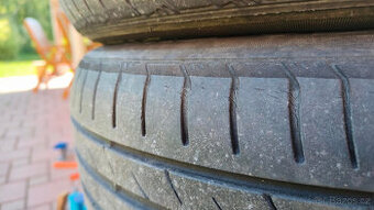 Prodám sadu 4 letních pneumatik Nexen n fera 225/50 ZR17 98W