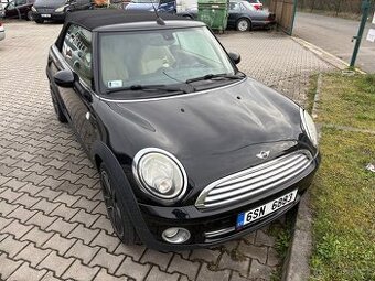 Mini Cooper R56 automat cabrio 1,6 88kw