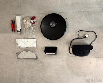 Robot vacuum Roborock S6 + new spare parts
