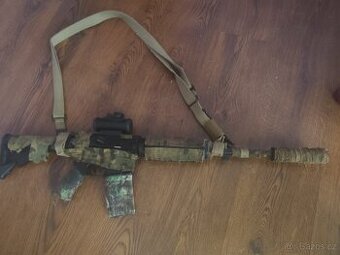 Airsoftova zbraň M4
