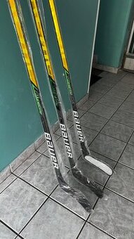 Hokejka Bauer