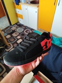 DC skate boty
