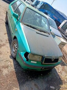 Náhradní díly -Škoda Felicia 1,9 diesel - barva zelená- rok