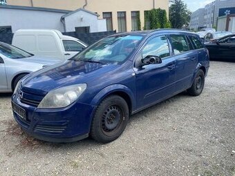 Opel Astra kombi 1.6i benzín nová stk Tažné