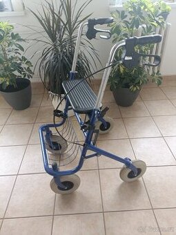 Chodítko pro seniory DMA 100M