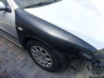 pravý blatník Seat Leon Toledo