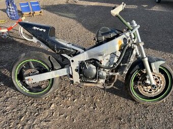 Kawasaki Zx6r Ninja na díly