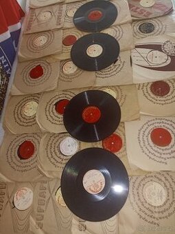 Staré šelakové LP desky na gramofon - retro