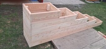 Vyvyšený záhon  dřevěný modřin masivní