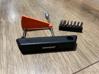 Momentový klíč na kolo