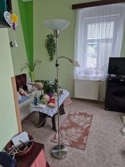 Stříbrná stojací lampa (2 světla)