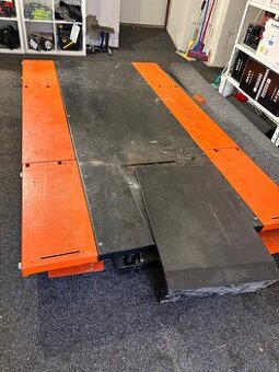 Zvedák na čtyřkolky a motorky 700kg