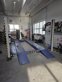 4sloupový zvedák Weber Expert řady autozvedák 4.2