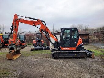 minibagr Kubota KX 080-4, dělené rameno