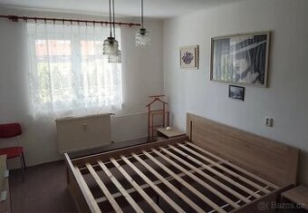 Manželská postel 180x200