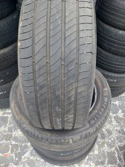 215/50/17 letní pneu 215/50 R17