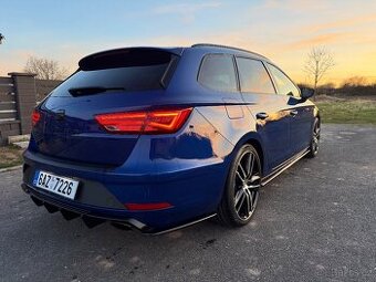 Seat Leon Cupra ST300 4x4 - modrá