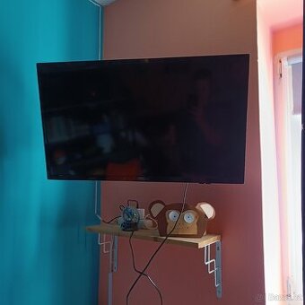 Televize Philips,82cm - 1