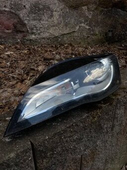 Levé přední  světlo Audi R8