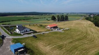 Lukrativní stavební pozemek s výhledem, 1 400m2, zasíťovaný, - 1