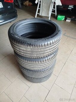 215/50 R17 letní