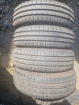 Letni pneu Kumho 185/65/15