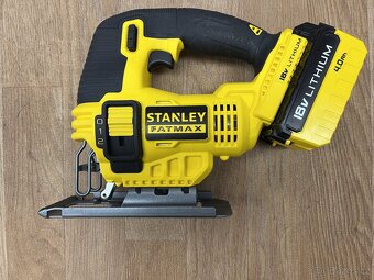 Aku přímočará pila Stanley Fatmax + baterie 4.0 Ah