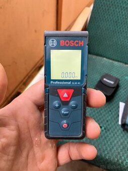 Laser měřič Bosch GLM 40