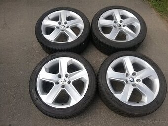 alu Škoda Octavia III RS zimní 225/45/17 ,alu Dorado Škoda