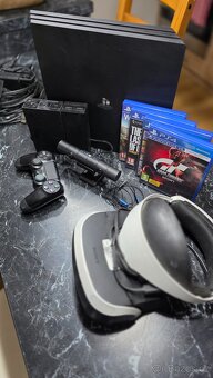 Playstation 4 Pro 1TB + PS VR1 + PLAYSEAT + LOGITECH G29