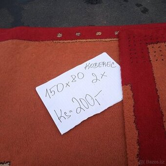 Koberec Obdélníkového tvaru rozměr 150x80/ cm