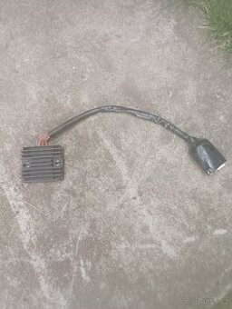 Regulátor dobíjení Honda CBR 929