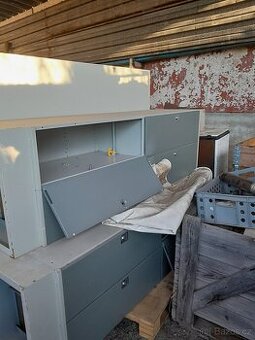 dílenské skříně šatní