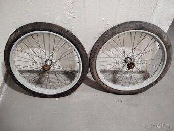 Kola na dvoukolák 3ks