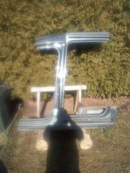 Vw Caddy 05 karosérie