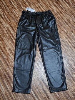Nové koženkové kalhoty vel. M