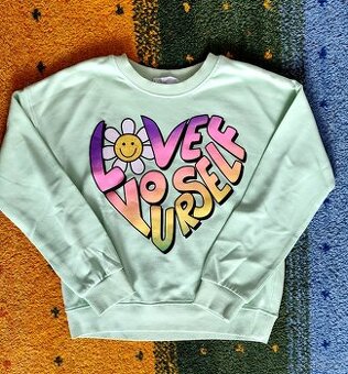 Zelinkavá mikina vel. 140 – 146