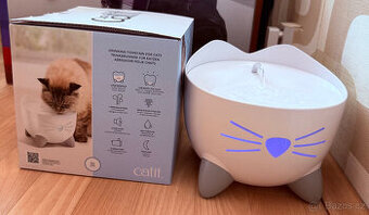 Catit fontánka na pití pro kočky 2,5 l + sada 6 filtrů