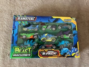 Balení 9 nových aut