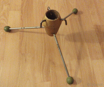 stojan pro vánoční stromek