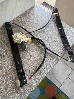 Ford Galaxy stahovacka oken s motorkem 0130822286