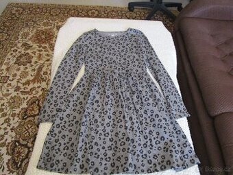 Nové, velmi pěkné, tm. šedé bavl. elast. šaty, vel. 140, F&F