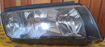 Přední světlomet Fabia I Hella (pravý)