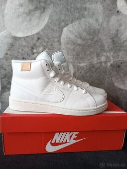 Dámské kotníkové tenisky Nike Court Royale 2 mind vel.41