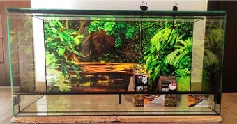 Terarium nové vybavené 80x40x40cm polyuretanové pozadi, 2x s